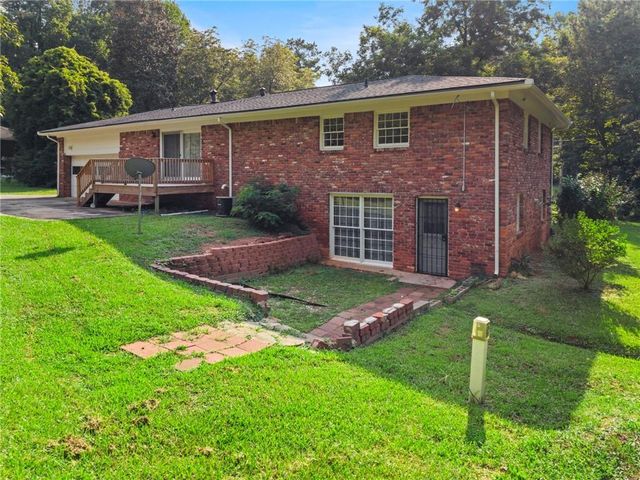 4306 Bouldercrest Road, Ellenwood, GA 30294