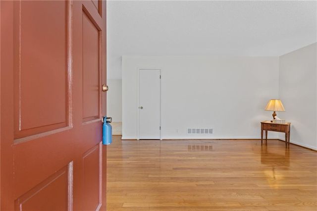4306 Bouldercrest Road, Ellenwood, GA 30294