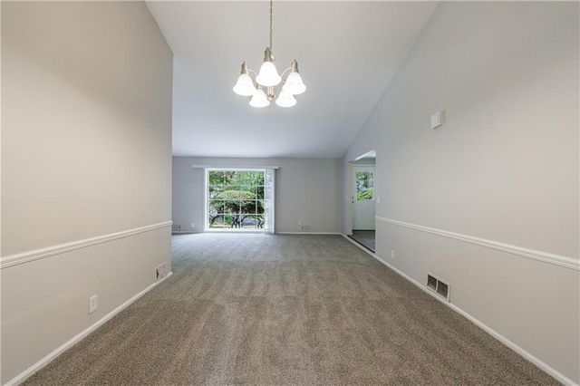 135 Pheasant SE Drive, Marietta, GA 30067