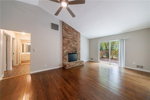 135 Pheasant SE Drive, Marietta, GA 30067