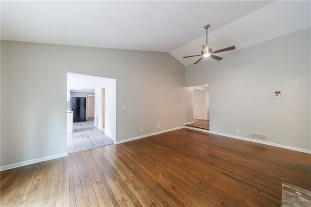 135 Pheasant SE Drive, Marietta, GA 30067