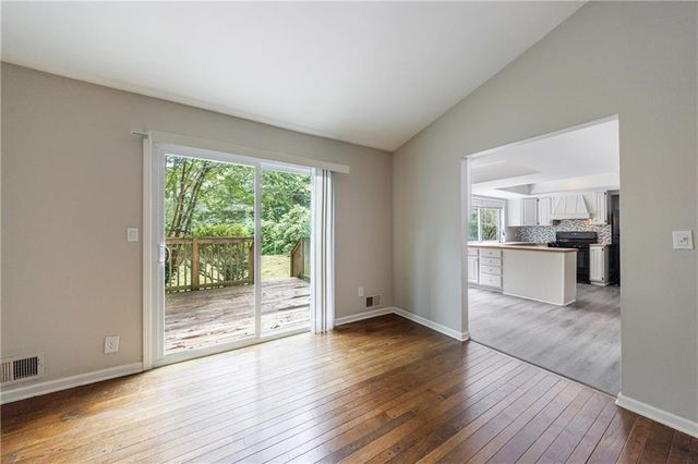 135 Pheasant SE Drive, Marietta, GA 30067