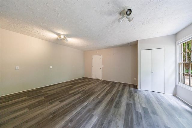 135 Pheasant SE Drive, Marietta, GA 30067