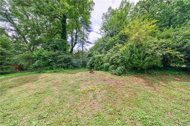 135 Pheasant SE Drive, Marietta, GA 30067