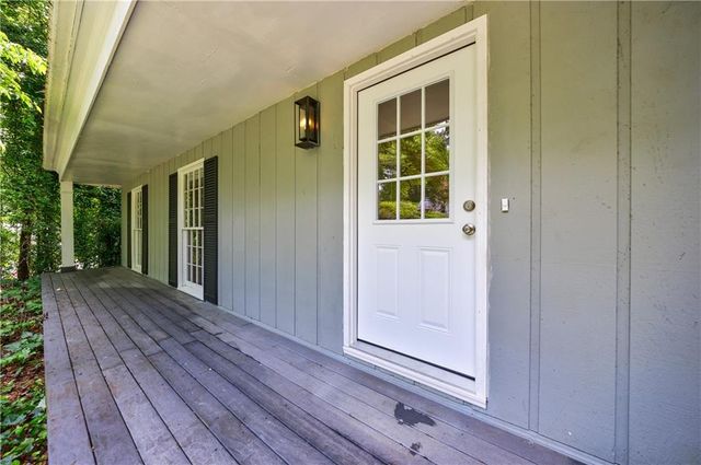 135 Pheasant SE Drive, Marietta, GA 30067