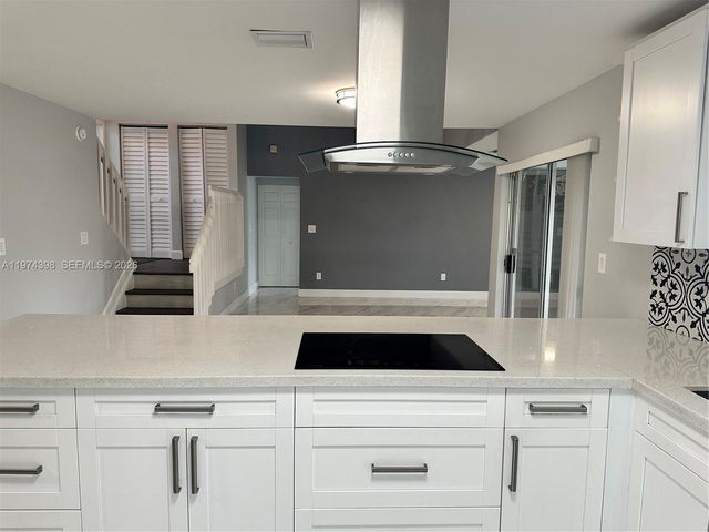 14024 SW 148th Ln 14024, Miami, FL 33186