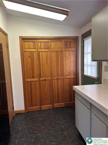 1157 Blue Barn Road, Upper Macungie Twp, PA 18104