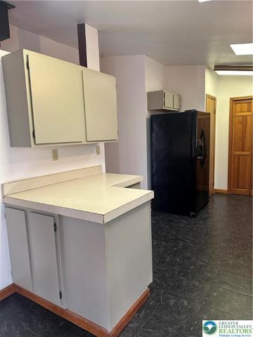 1157 Blue Barn Road, Upper Macungie Twp, PA 18104