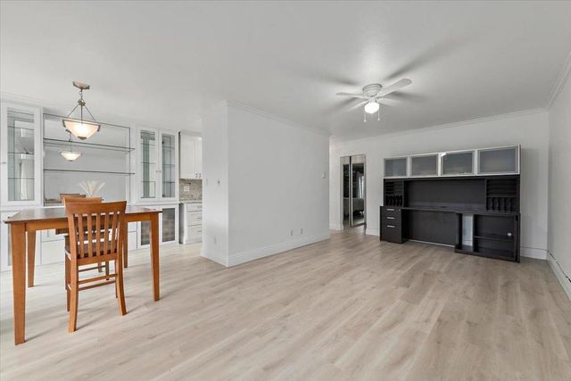 120 Saratoga Avenue 107, Santa Clara, CA 95051