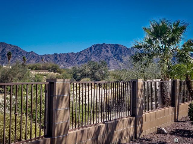 12609 S Driftwood Dr, Yuma, AZ 85367