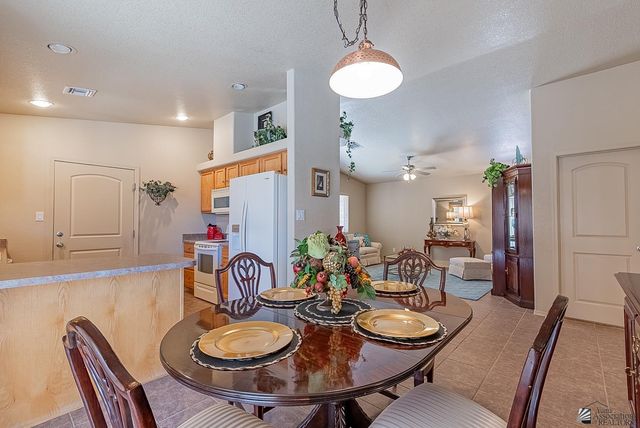 12609 S Driftwood Dr, Yuma, AZ 85367