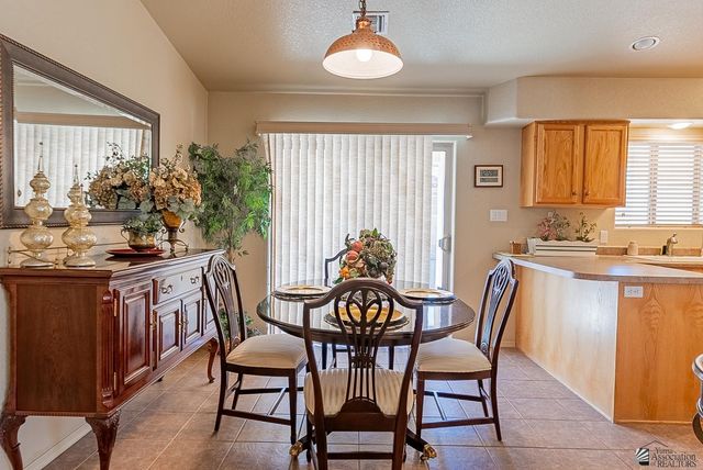 12609 S Driftwood Dr, Yuma, AZ 85367