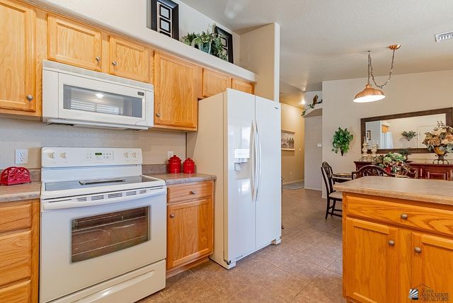 12609 S Driftwood Dr, Yuma, AZ 85367