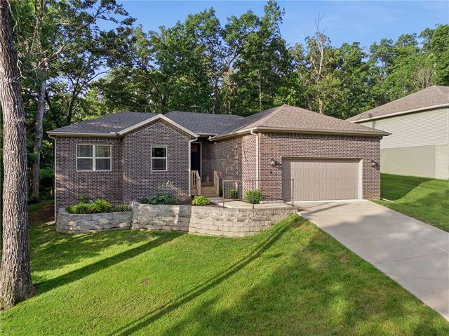 8 Leyland Drive, Bella Vista, AR 72714
