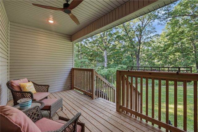 8 Leyland Drive, Bella Vista, AR 72714