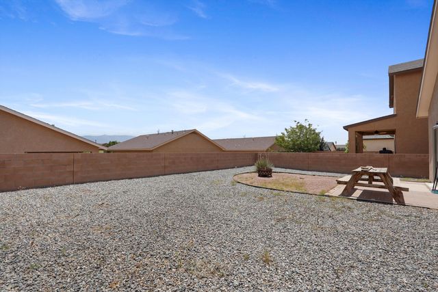 1824 CHISHOLM Trail NE, Rio Rancho, NM 87144