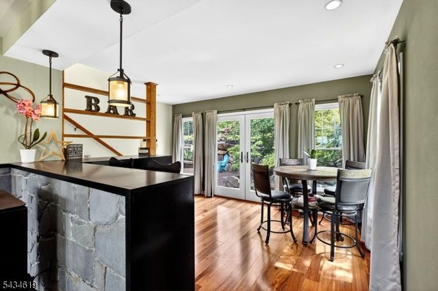 70 Crab Apple Hill Rd, Holland Twp., NJ 08848