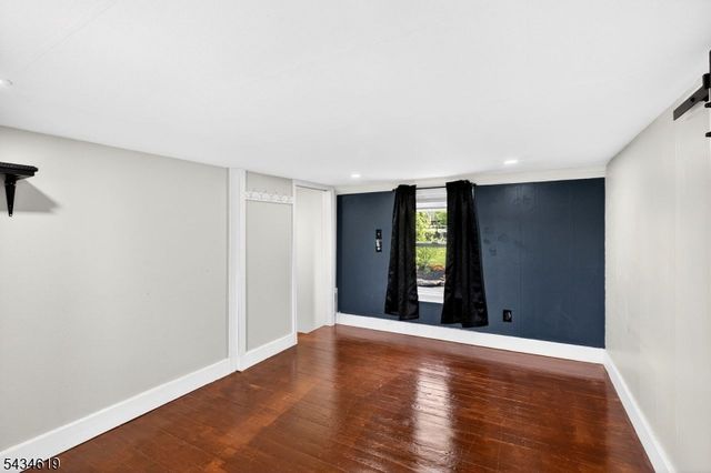 70 Crab Apple Hill Rd, Holland Twp., NJ 08848