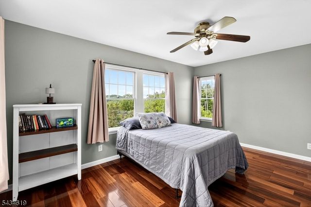 70 Crab Apple Hill Rd, Holland Twp., NJ 08848