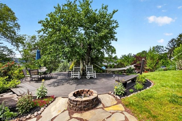 70 Crab Apple Hill Rd, Holland Twp., NJ 08848