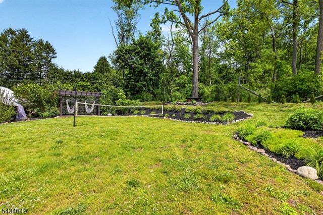 70 Crab Apple Hill Rd, Holland Twp., NJ 08848
