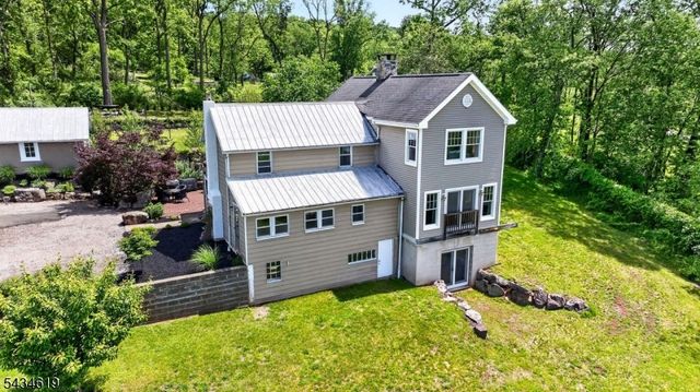 70 Crab Apple Hill Rd, Holland Twp., NJ 08848