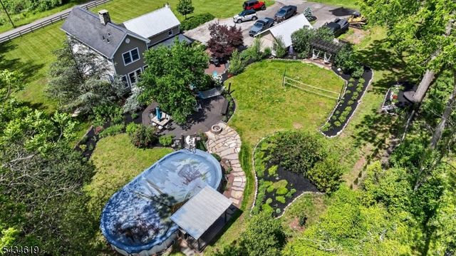 70 Crab Apple Hill Rd, Holland Twp., NJ 08848