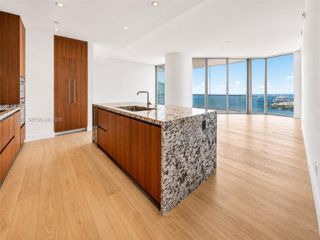 175 25 Road 3303, Miami, FL 33129
