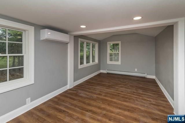 496 Manchester Avenue, North Haledon, NJ 07508