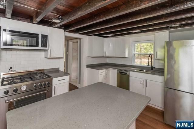 496 Manchester Avenue, North Haledon, NJ 07508