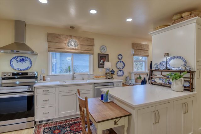 2304 W Mission Ave, Spokane, WA 99201