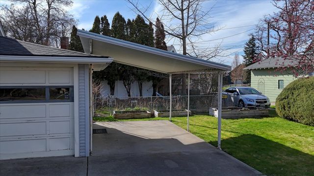 2304 W Mission Ave, Spokane, WA 99201