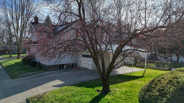 2304 W Mission Ave, Spokane, WA 99201