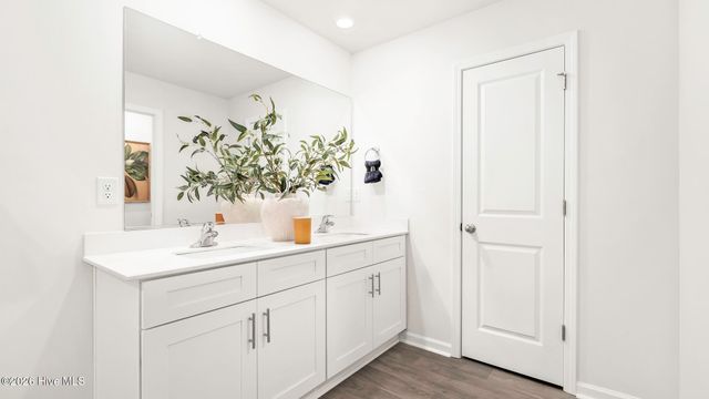 2124 Montalvan Drive, Greenville, NC 27834