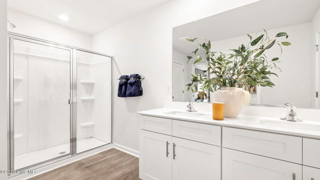 2124 Montalvan Drive, Greenville, NC 27834