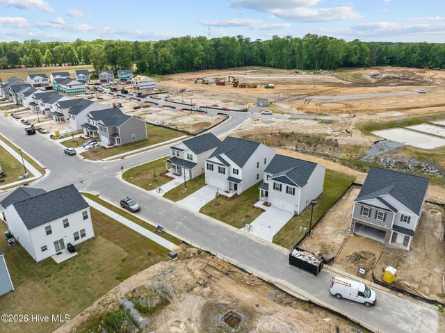 2124 Montalvan Drive, Greenville, NC 27834