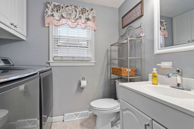 18 Baymeadow Drive, Nashua, NH 03063