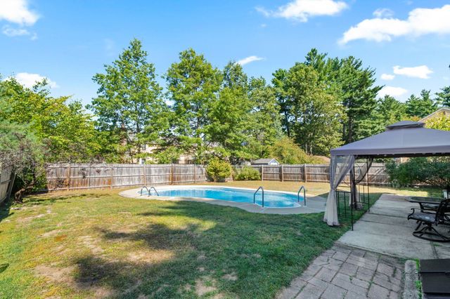 18 Baymeadow Drive, Nashua, NH 03063