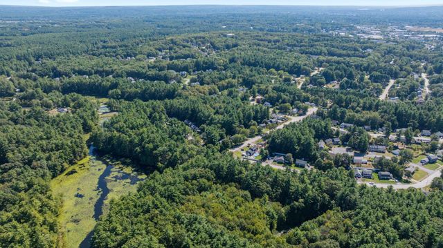 18 Baymeadow Drive, Nashua, NH 03063