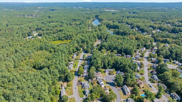 18 Baymeadow Drive, Nashua, NH 03063