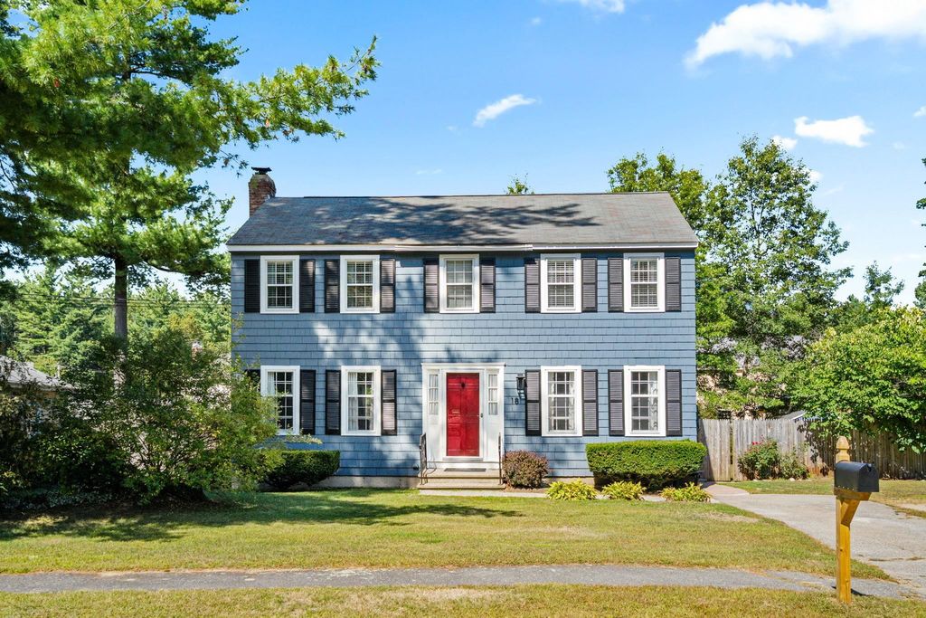 18 Baymeadow Drive, Nashua, NH 03063