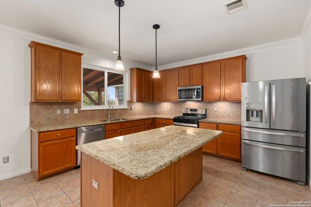 815 Windhurst, San Antonio, TX 78258