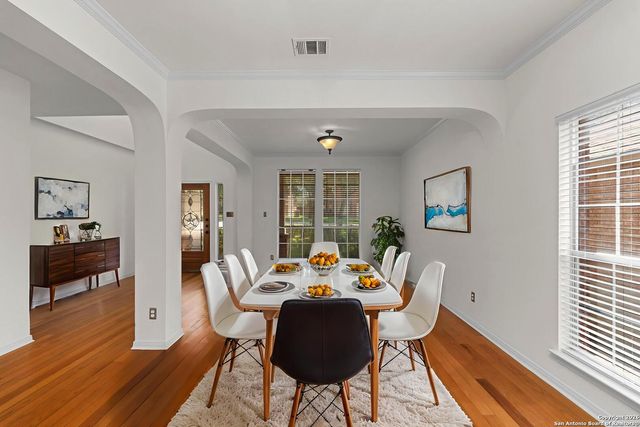 815 Windhurst, San Antonio, TX 78258