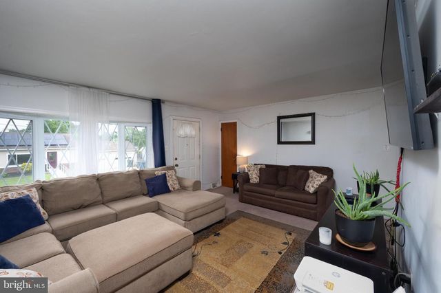 2945 LINCOLN AVE, Glenside, PA 19038