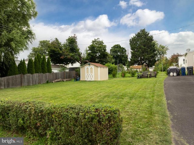 2945 LINCOLN AVE, Glenside, PA 19038