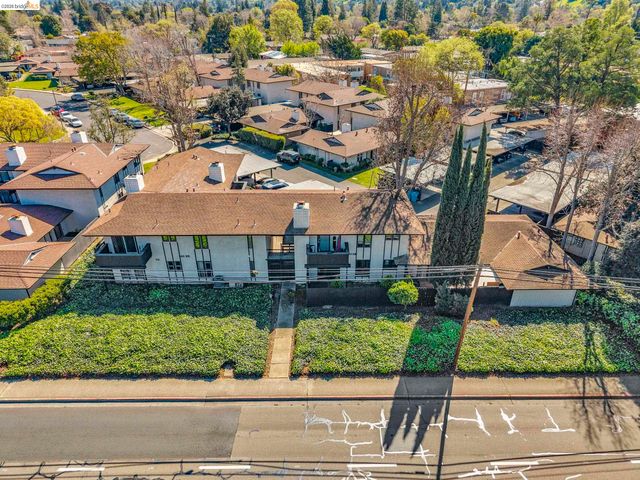 1942 Desert Cir, Walnut Creek, CA 94598