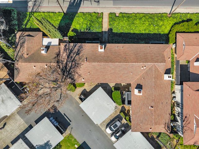 1942 Desert Cir, Walnut Creek, CA 94598