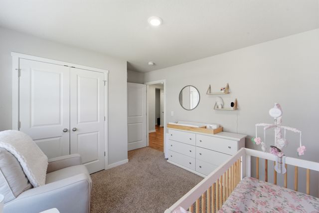 4220 Dakota Circle, Waukee, IA 50263