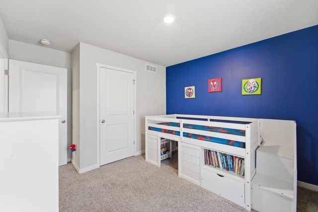 4220 Dakota Circle, Waukee, IA 50263