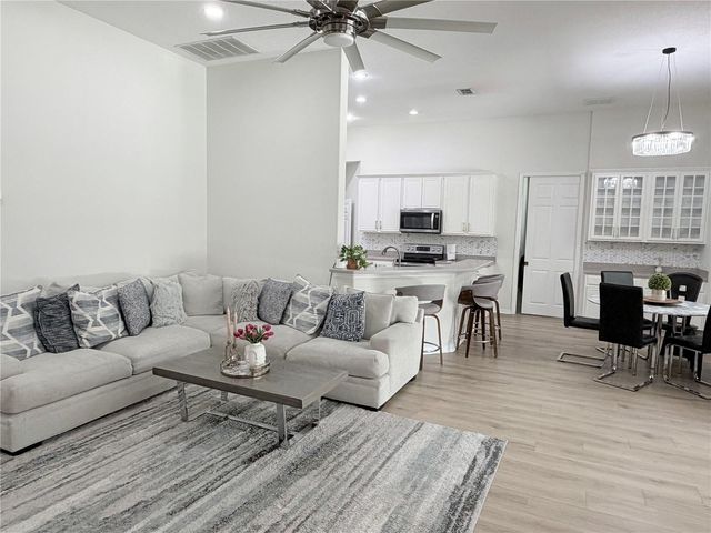 2413 PRAIRIE VIEW, Winter Garden, FL 34787
